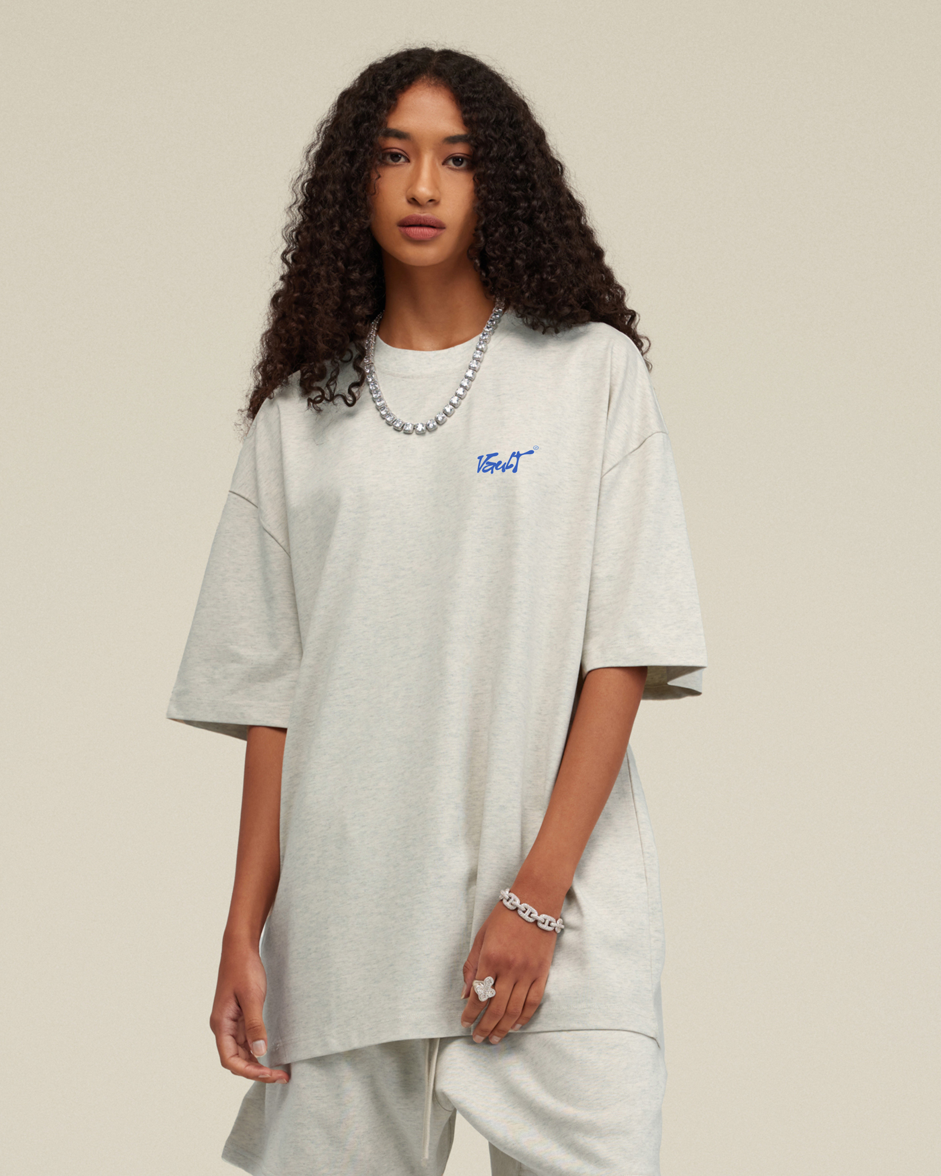 GREY TEE