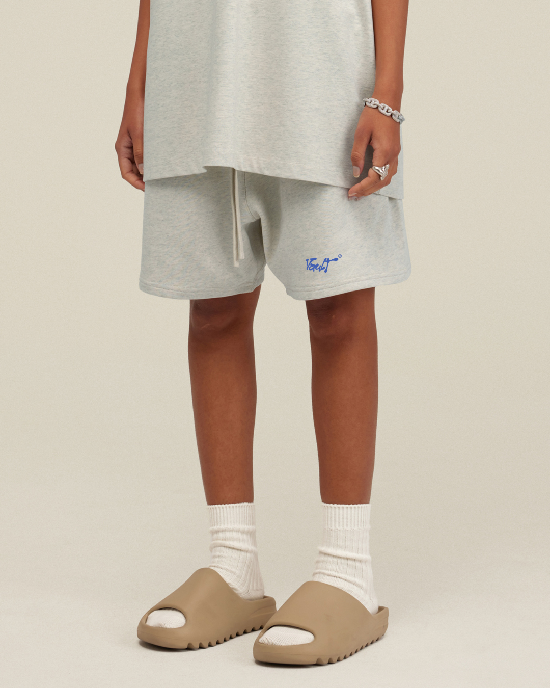 GREY SHORT