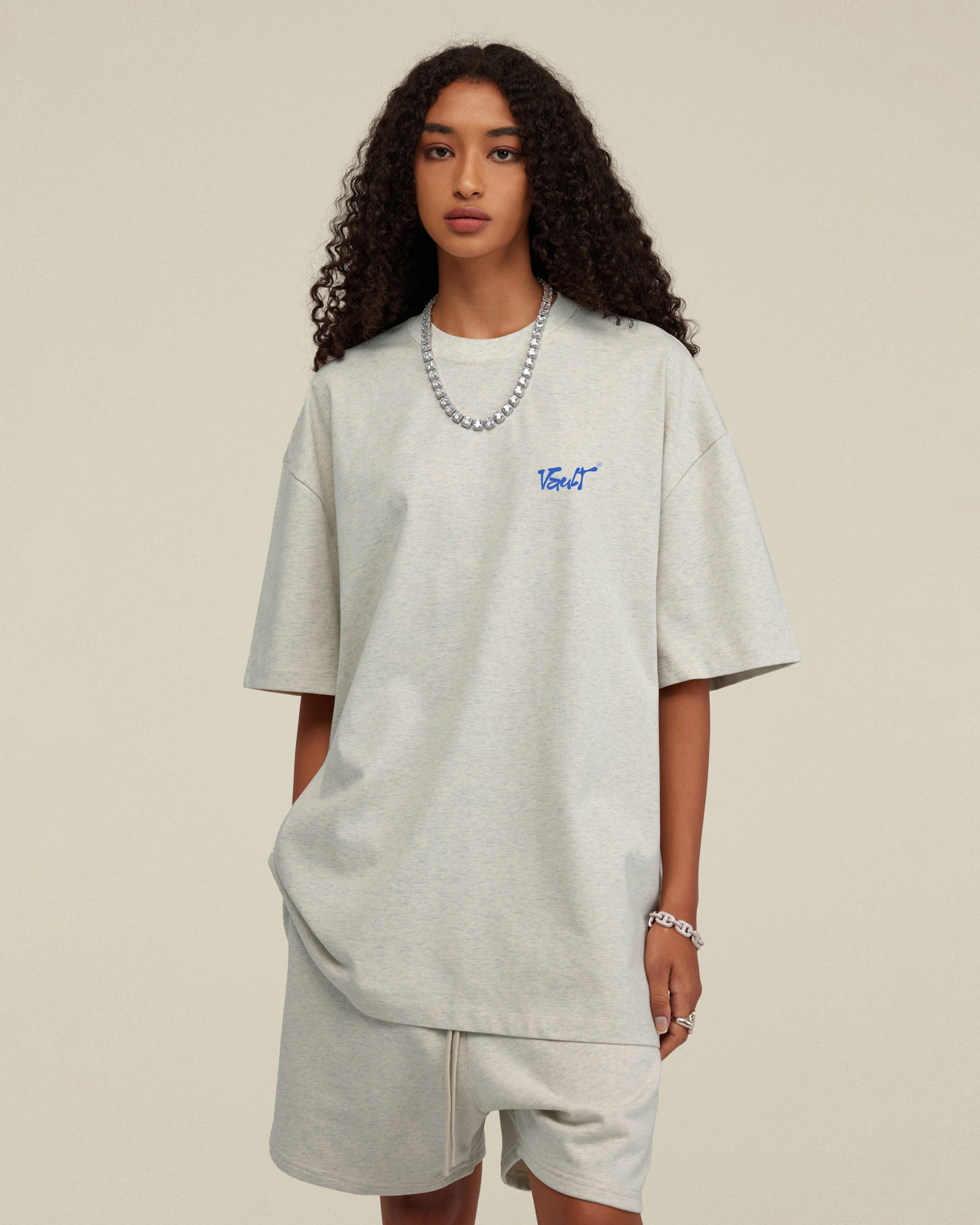 GREY TEE